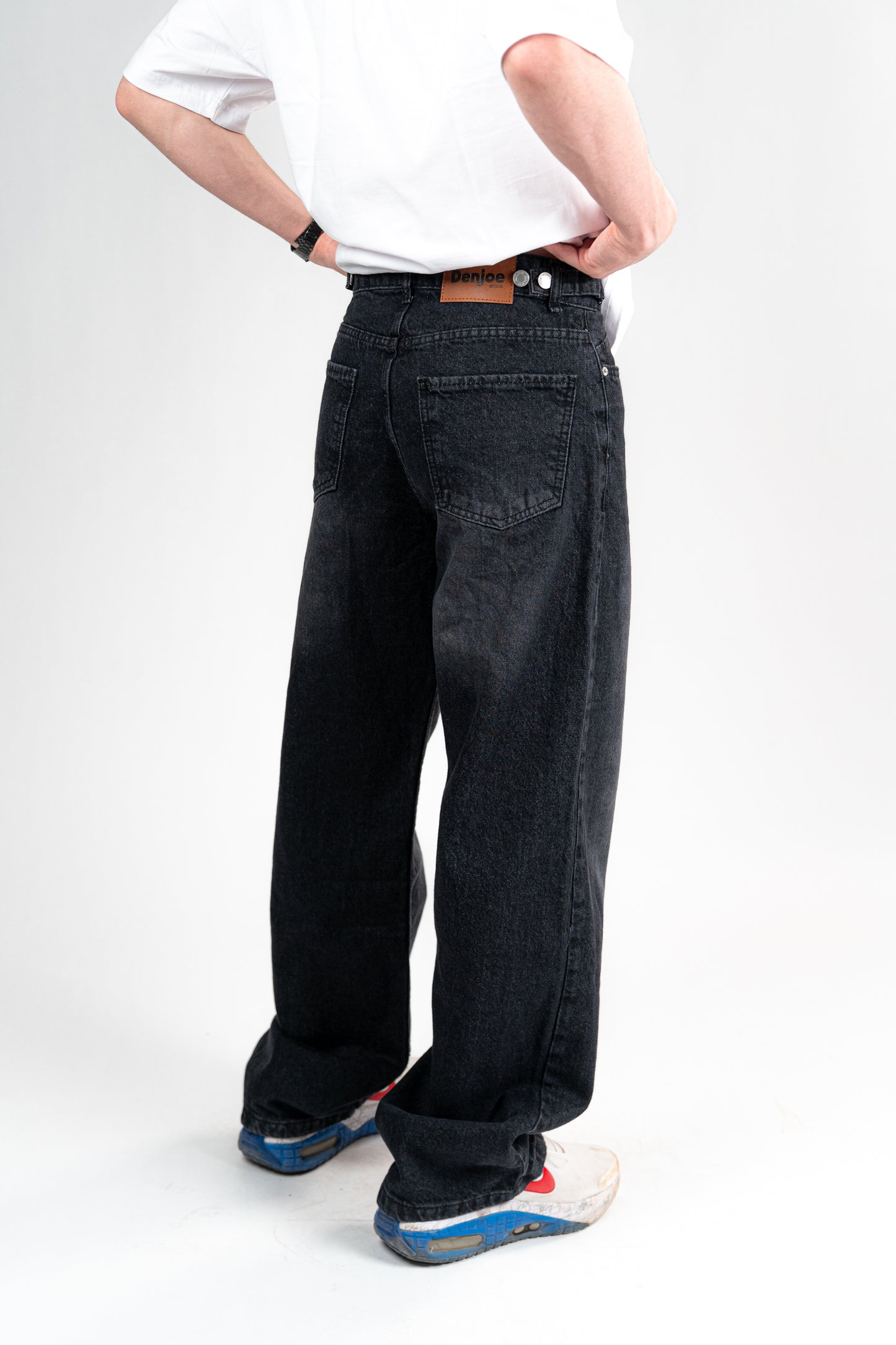 FADDED BLACK BAGGY JEANS UNISEX