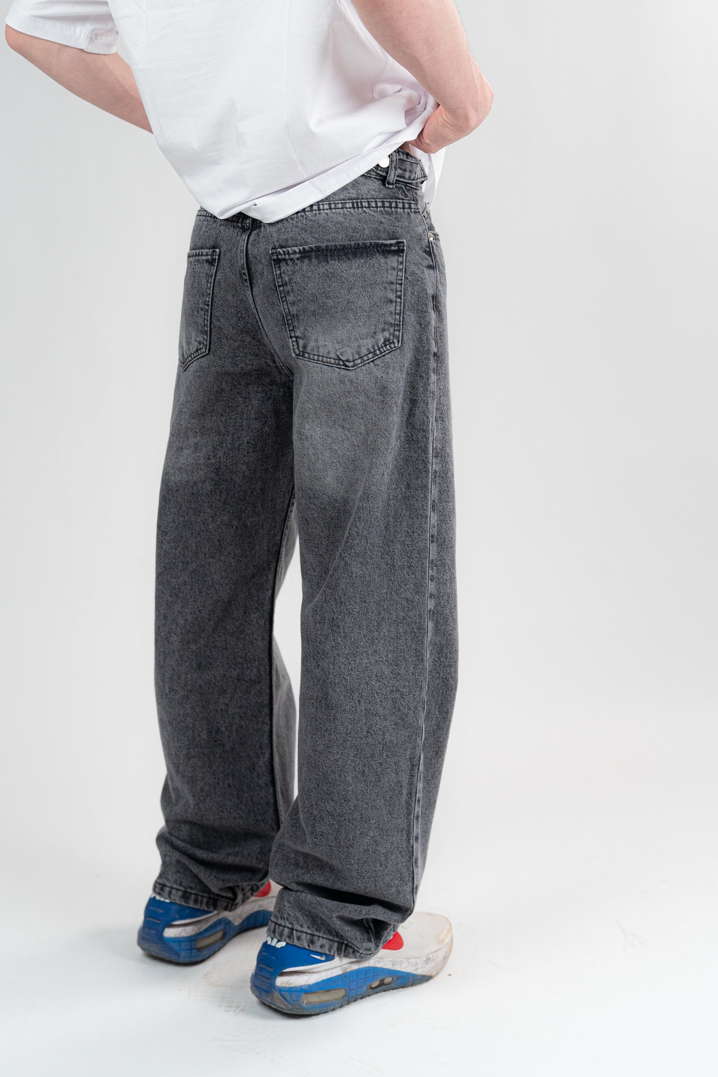 DARK GREY BAGGY JEANS UNISEX