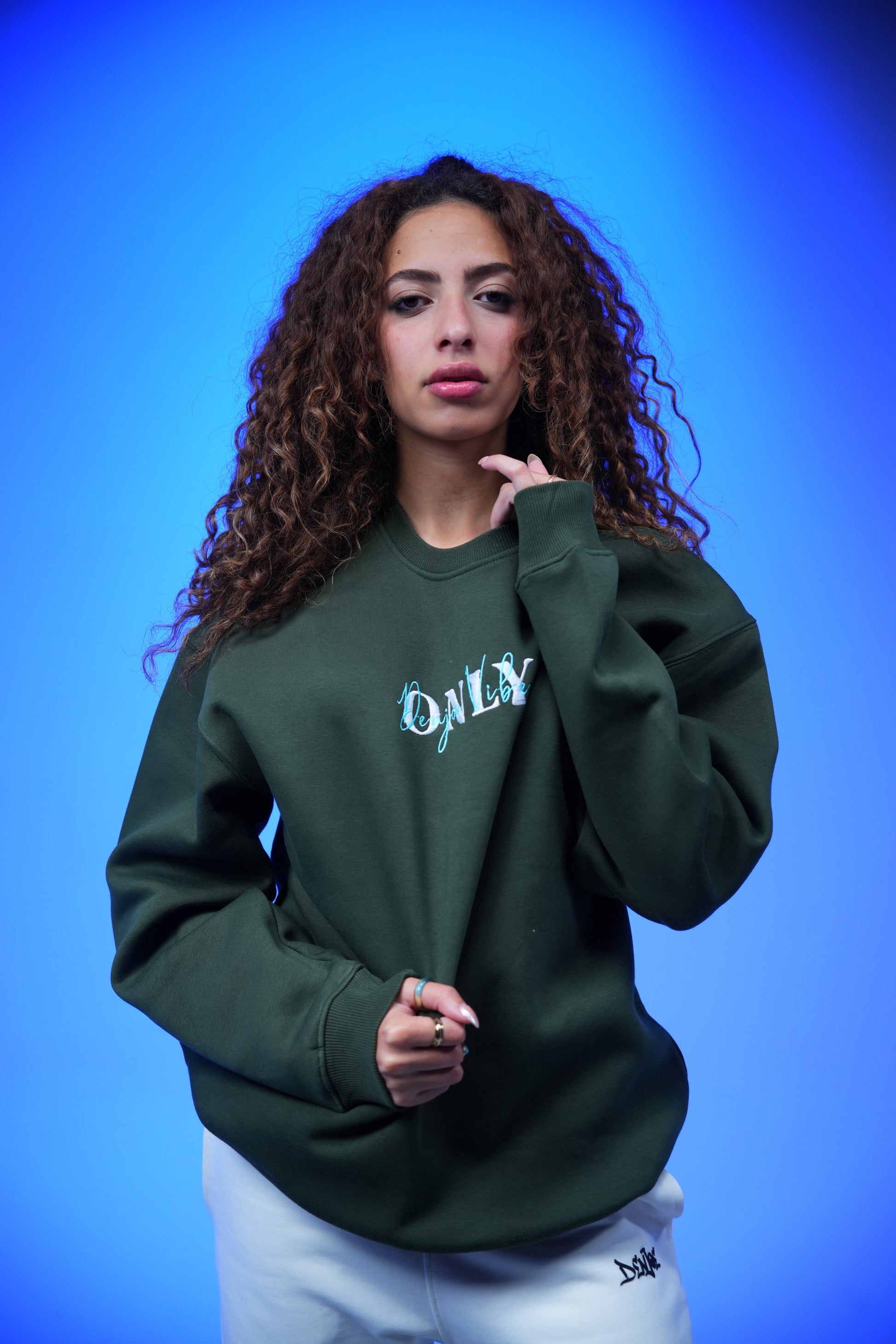 “ONLY” Embroidery Oversized Crewneck Sweatshirt Drak Green - Denjoe