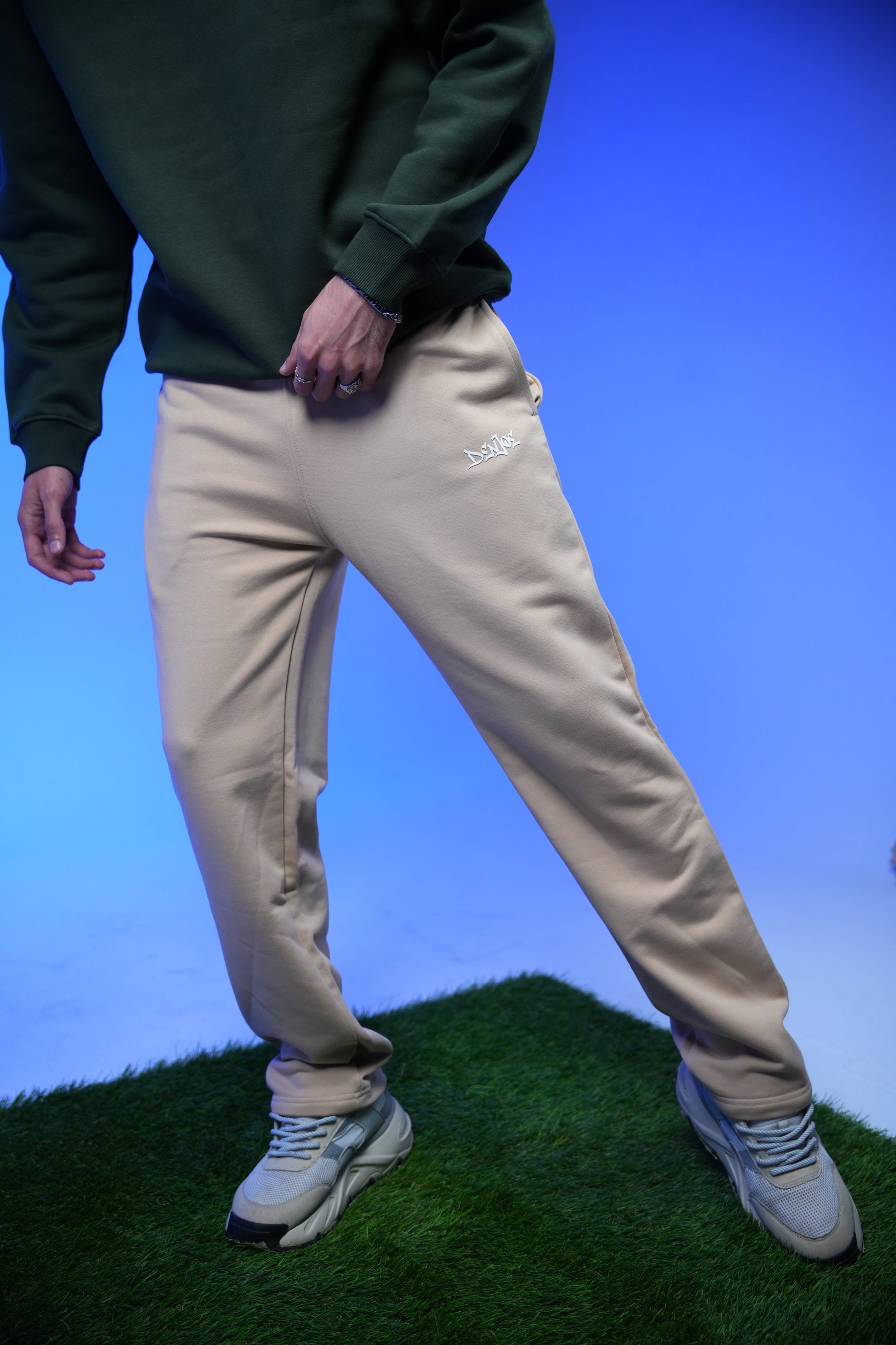 Unisex Plain Sweatpants Beige - Denjoe