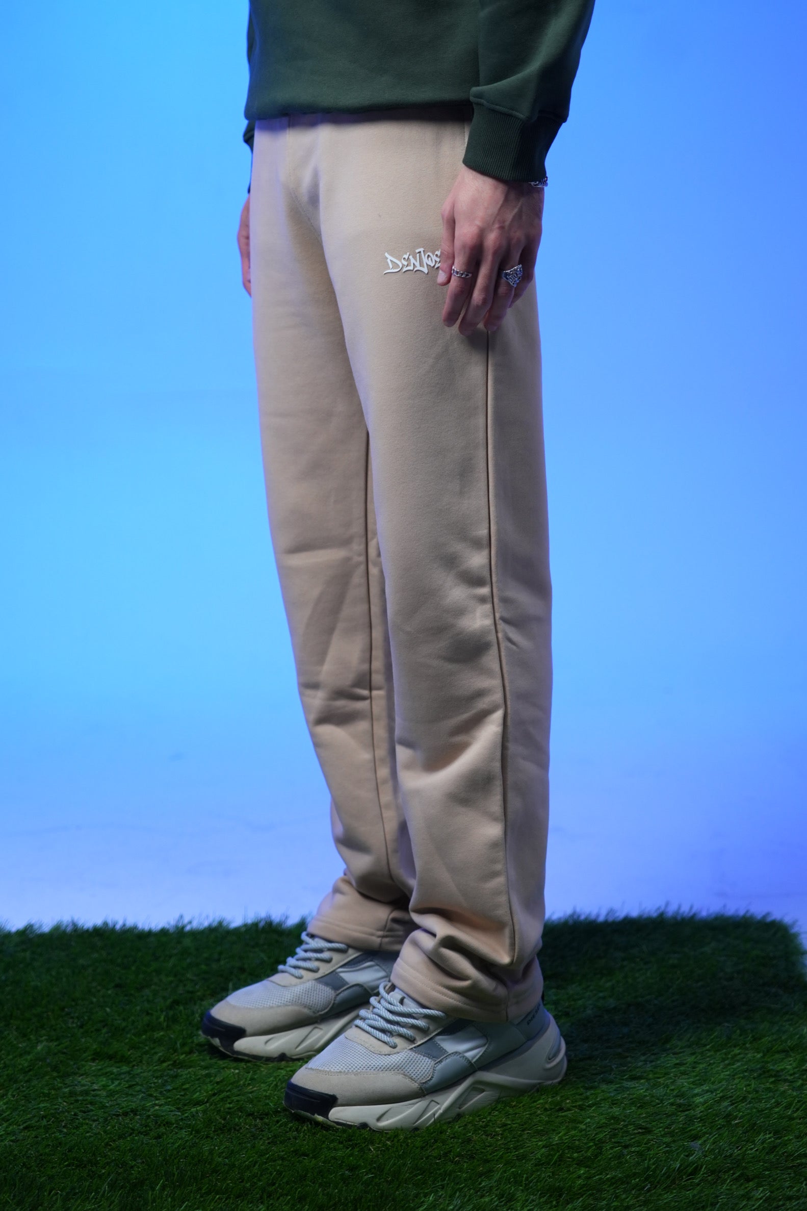 Unisex Plain Sweatpants Beige - Denjoe