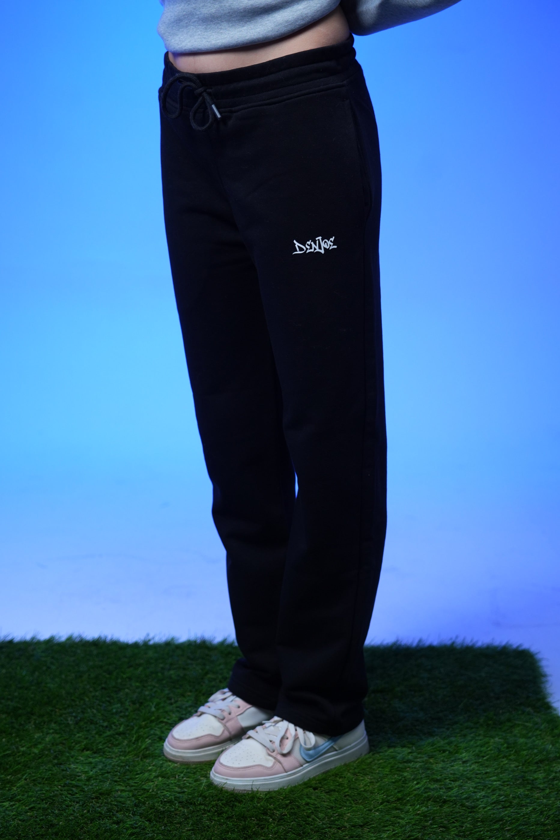 Unisex Plain Sweatpants Black - Denjoe