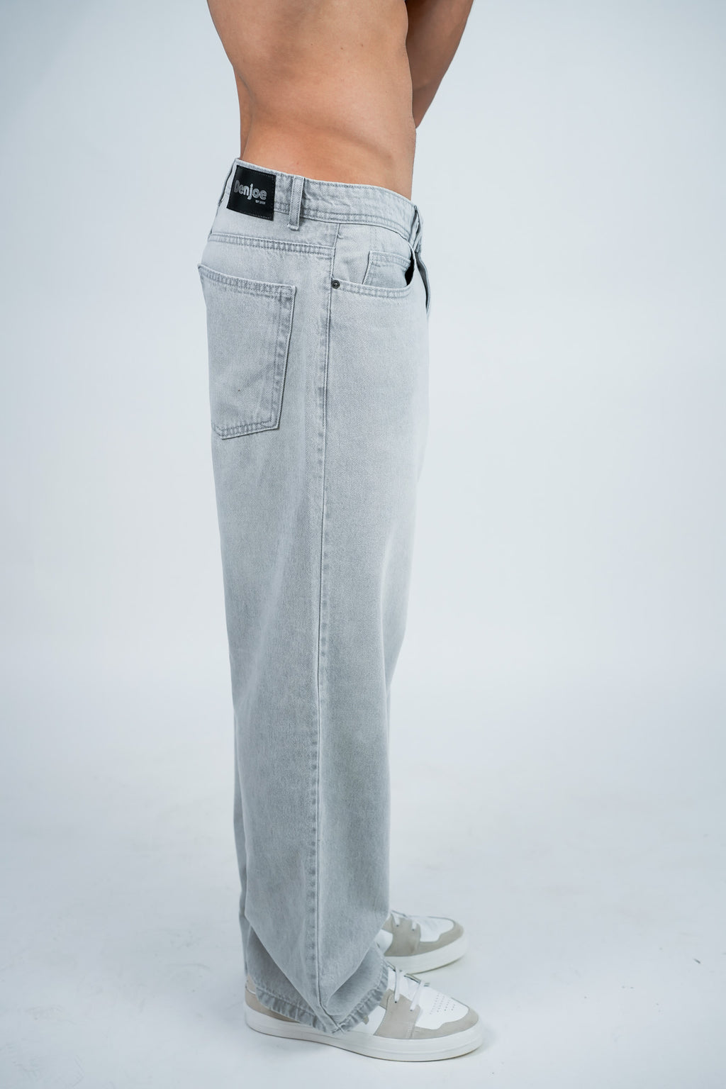 Relaxed Jeans Regular Waist - Light Grey