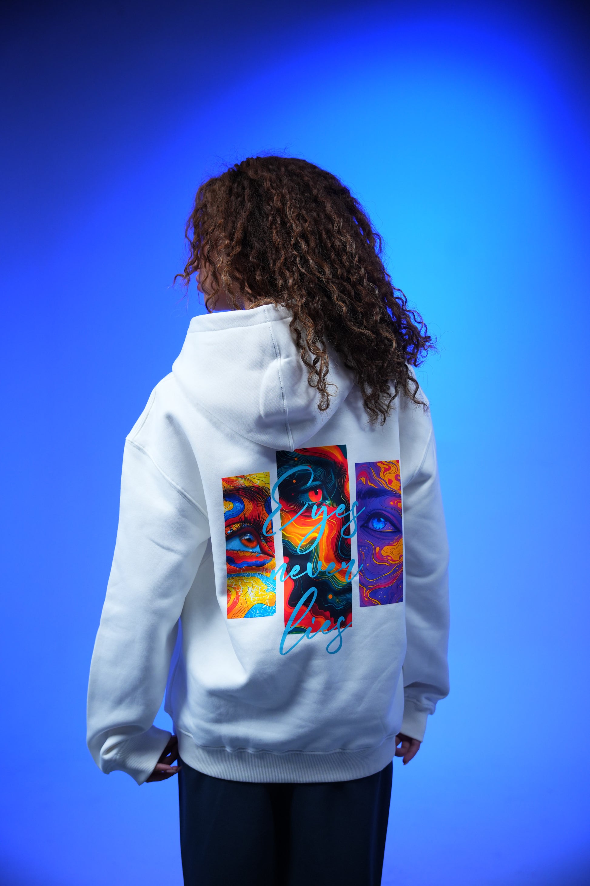 “Eyes Never Lies” Printed Oversized Hoodie White - Denjoe