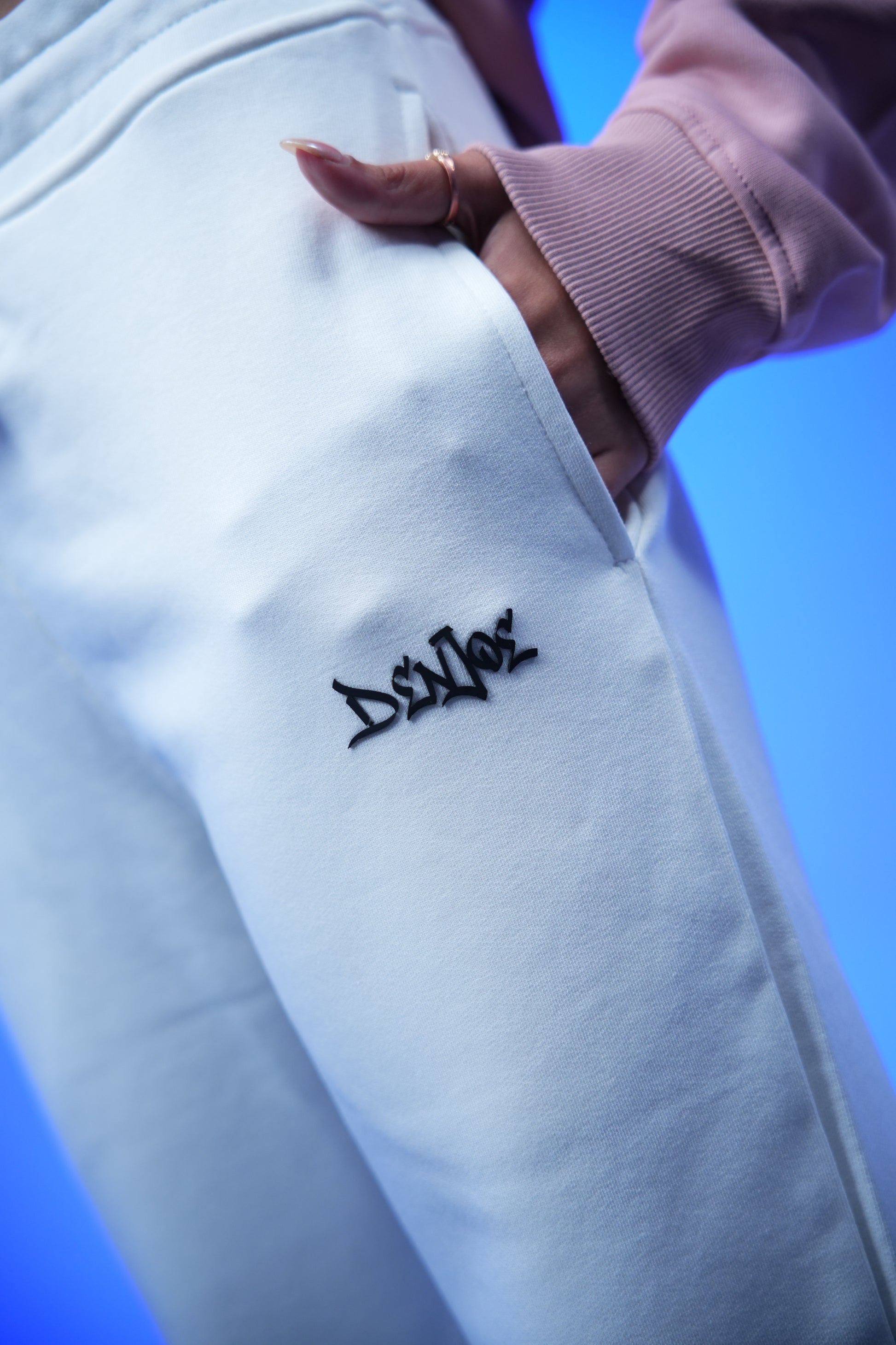 Unisex Plain Sweatpants white - Denjoe