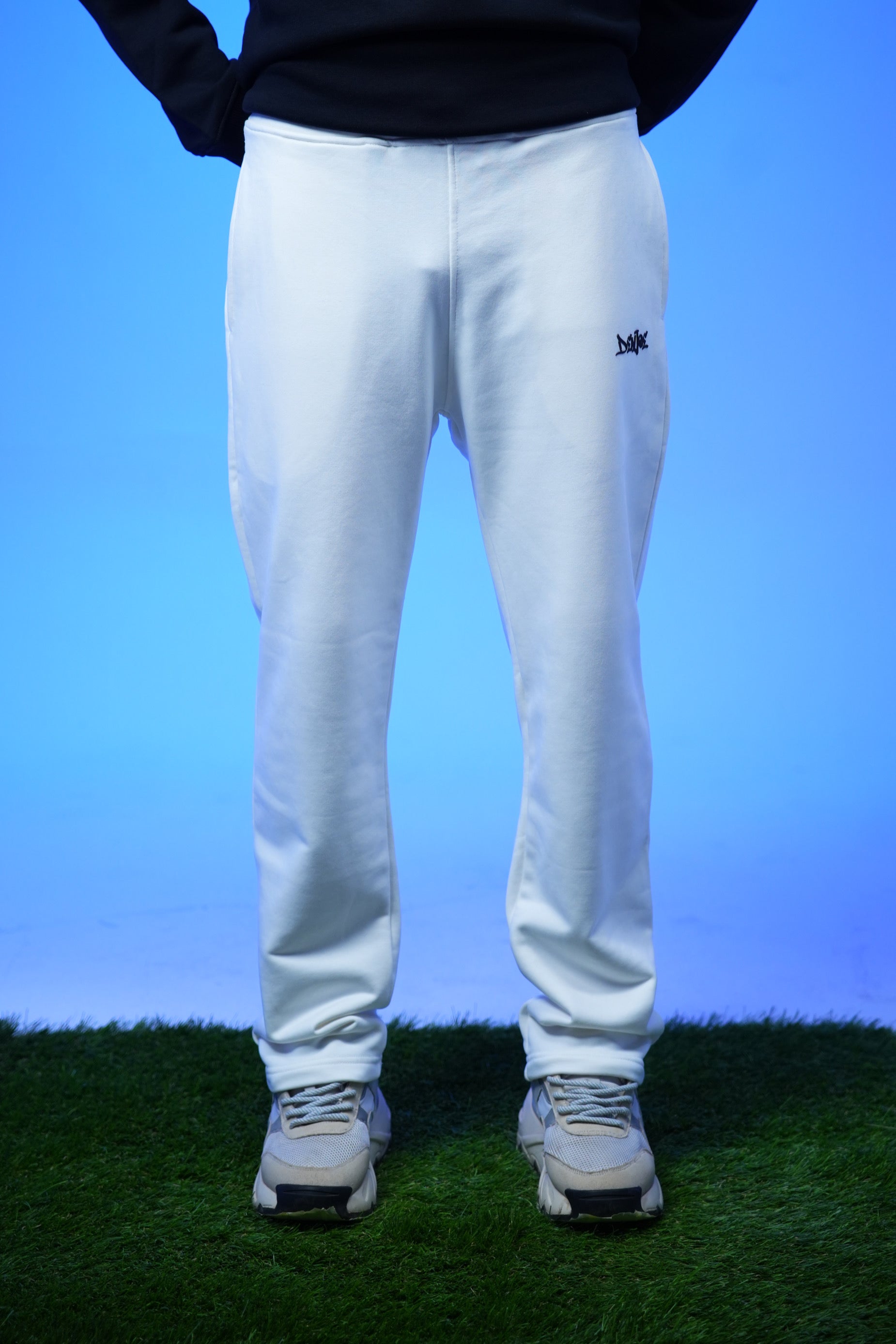 Unisex Plain Sweatpants white - Denjoe