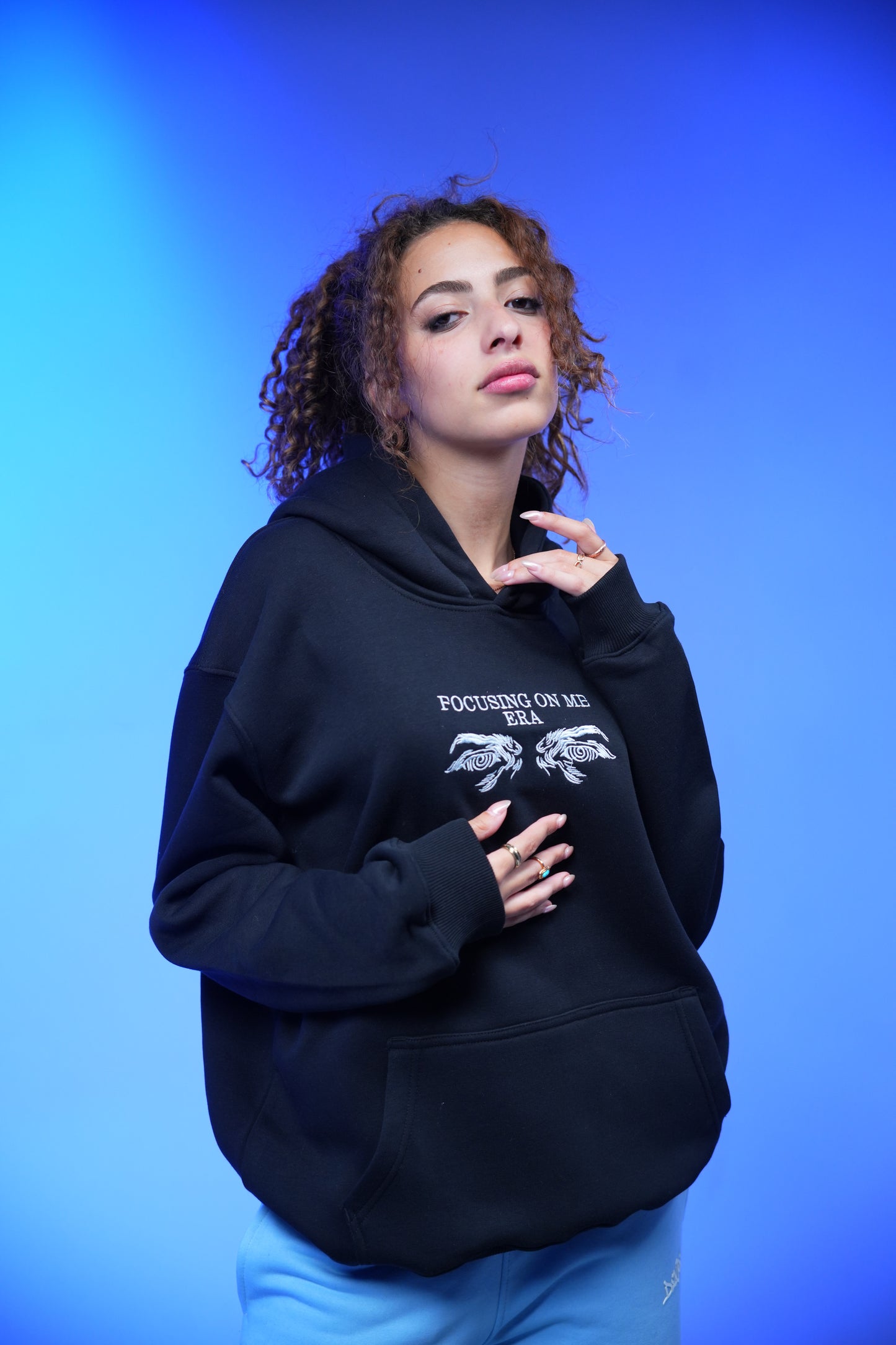 “FOCUSING ON ME ERA” Embroidery Oversized Hoodie Black - Denjoe