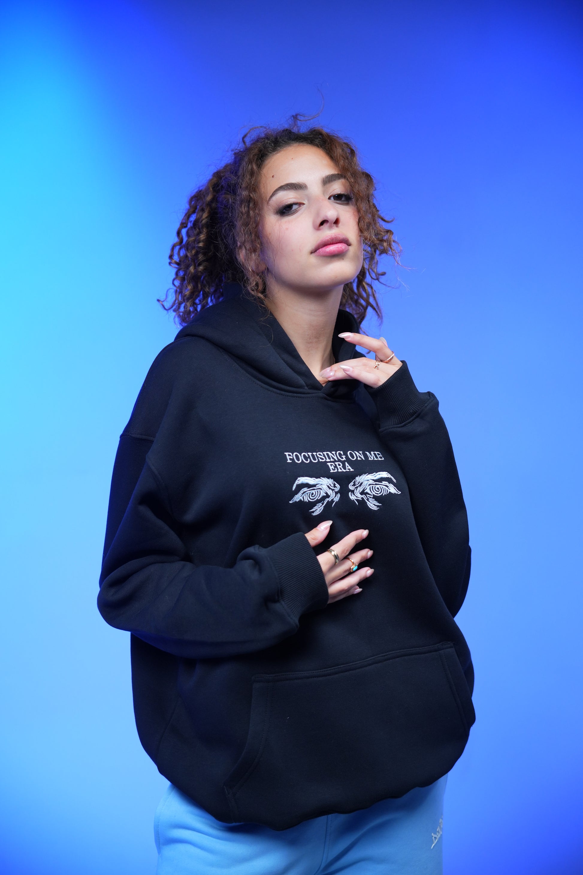 “FOCUSING ON ME ERA” Embroidery Oversized Hoodie Black - Denjoe