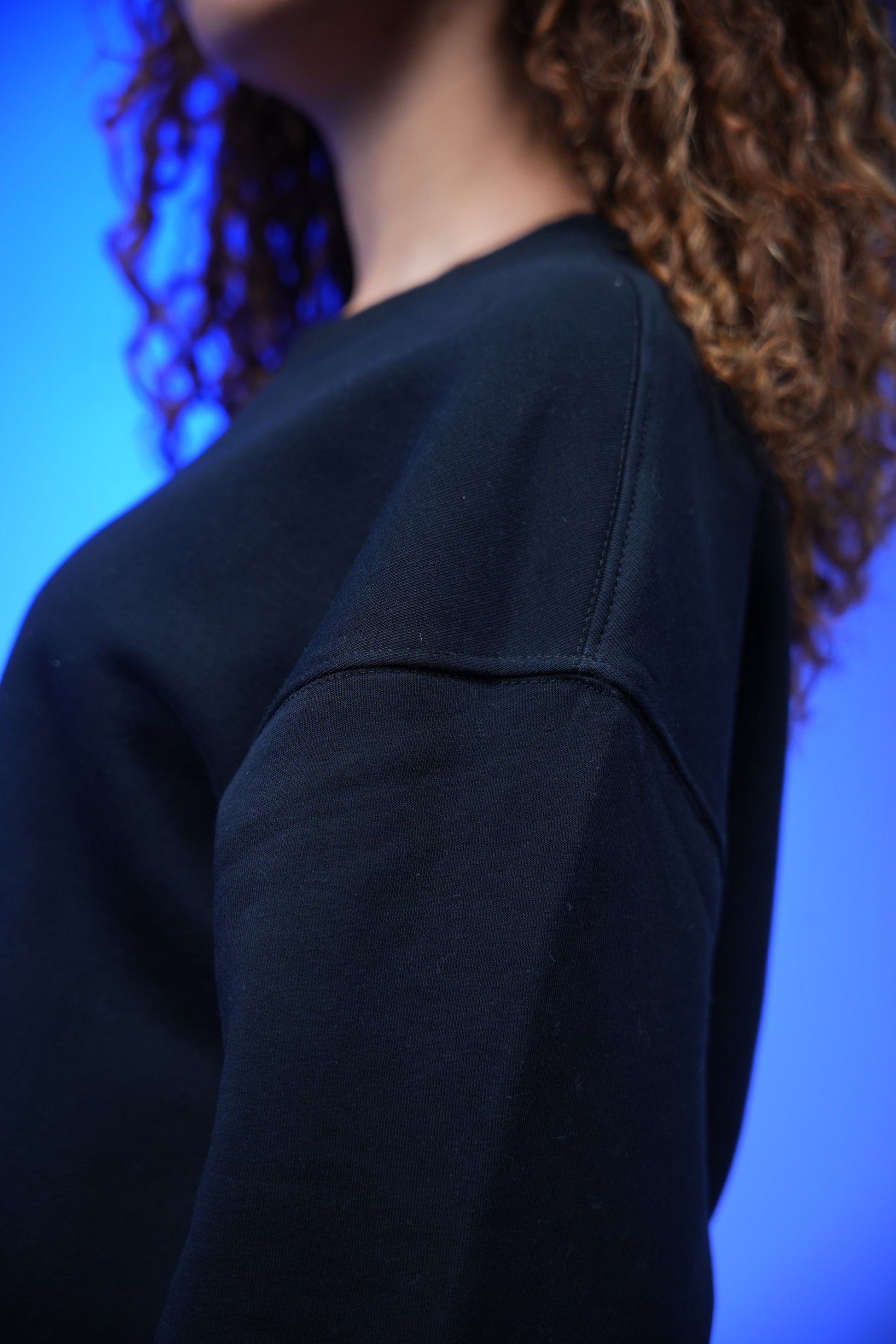“ONLY” Embroidery Oversized Crewneck Sweatshirt Black - Denjoe