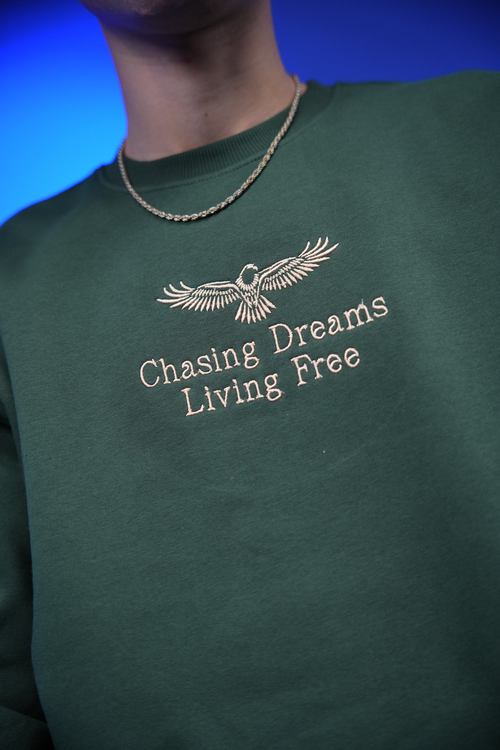 “Chasing Dreams Living Free” Embroidery Oversized Crewneck Sweatshirt - Denjoe