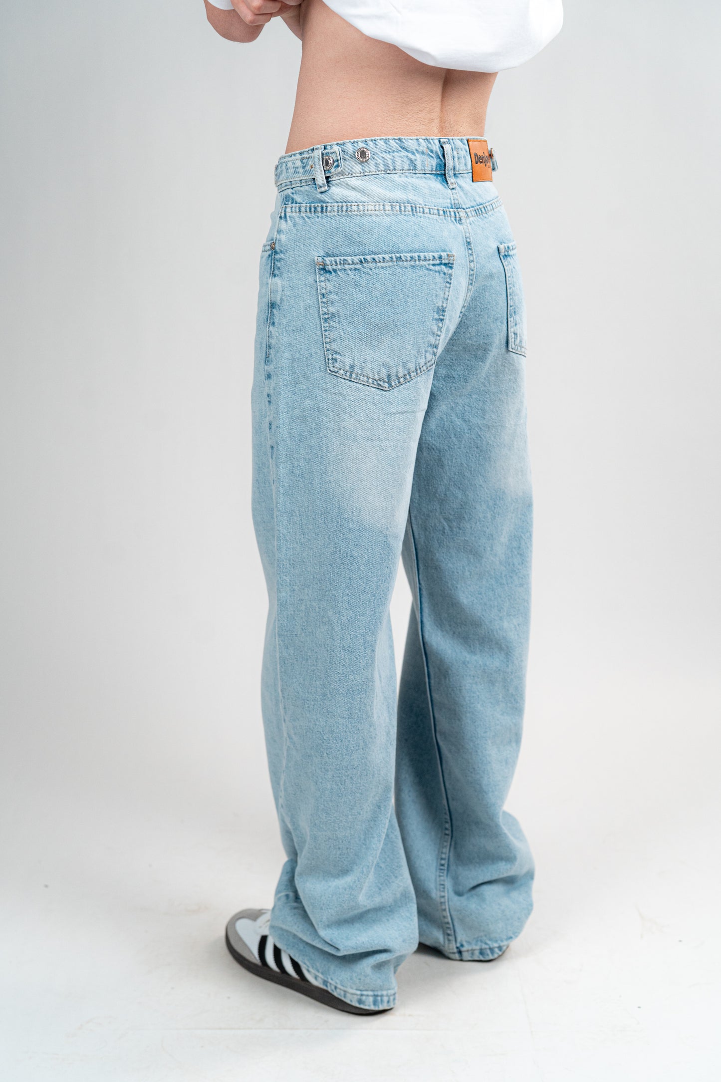 PALE INDIGO BAGGY JEANS UNISEX